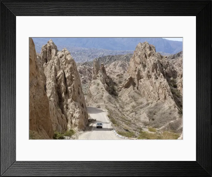 Framed Print : Salta. Road through Canyon near Angastaco, Valles Calchaquies